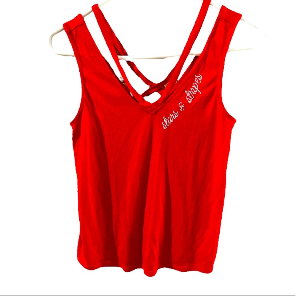 FIFTH 🌟 STAR Red Tank! - Picture 2 of 5